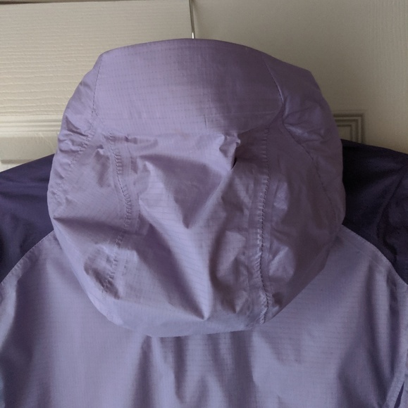 L.L.Bean Purple Light Rain Jacket Size M - Picture 6 of 8